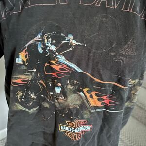 Vtg Harley Davidson tshirt flaming cycle size M